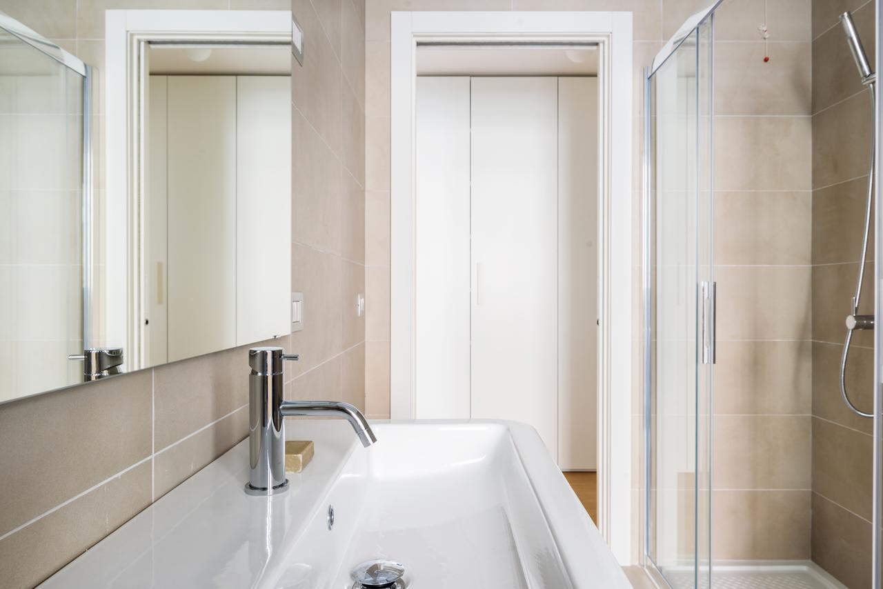 Altido Lovely 1-Bed Flat With Balcony & Free Parking Милан Экстерьер фото